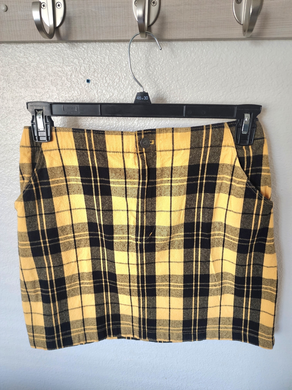Hollister Yellow Black Plaid Mini Skirt L Y2K Clueless Inspired Stretch